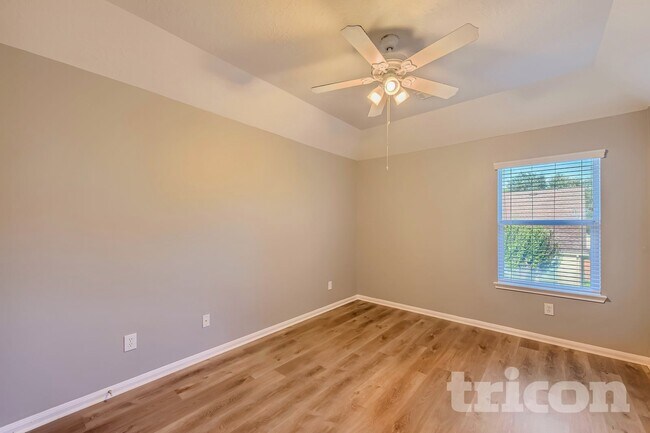 Foto del edificio - 7506 Parkcross Pl