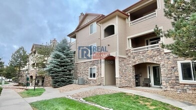 Building Photo - 8456 S Hoyt Way