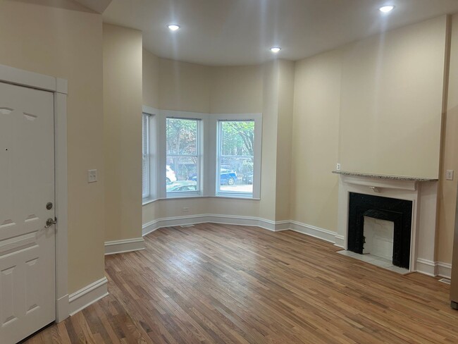 Foto del edificio - 1123 Grove Ave