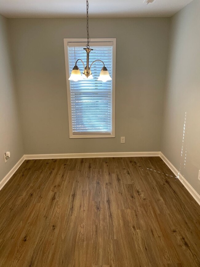 Building Photo - 126 Turner St