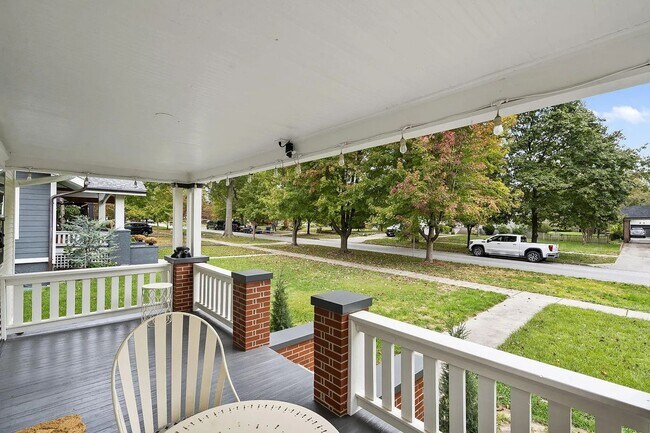 Foto del edificio - 4 bed 2 bath house