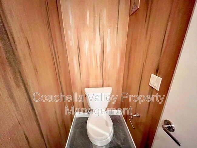 Foto del edificio - 3601 Melody Ln