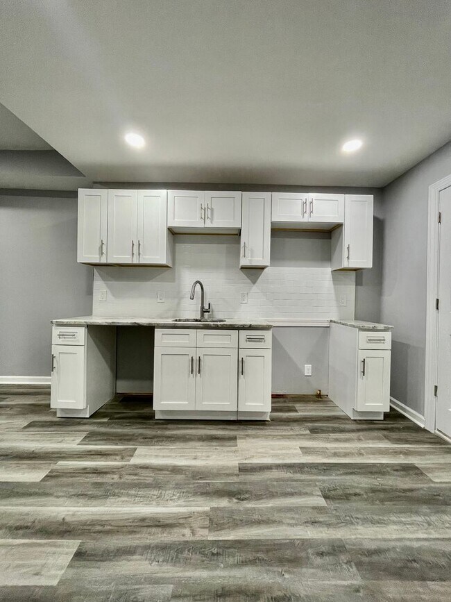 Building Photo - Anika Homes 3 Bedroom