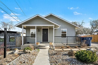 Building Photo - 390 S Garrison St