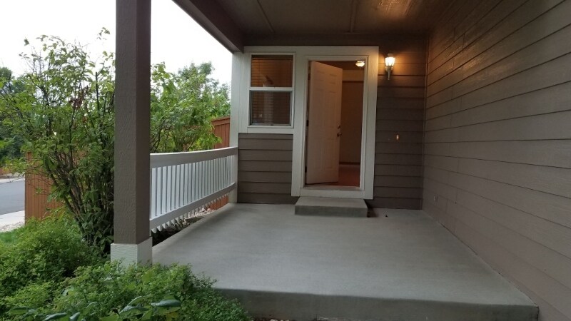 Foto principal - 8743 S Redwing Ave
