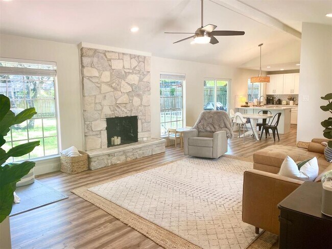 Foto del edificio - 7105 N Sioux Trail