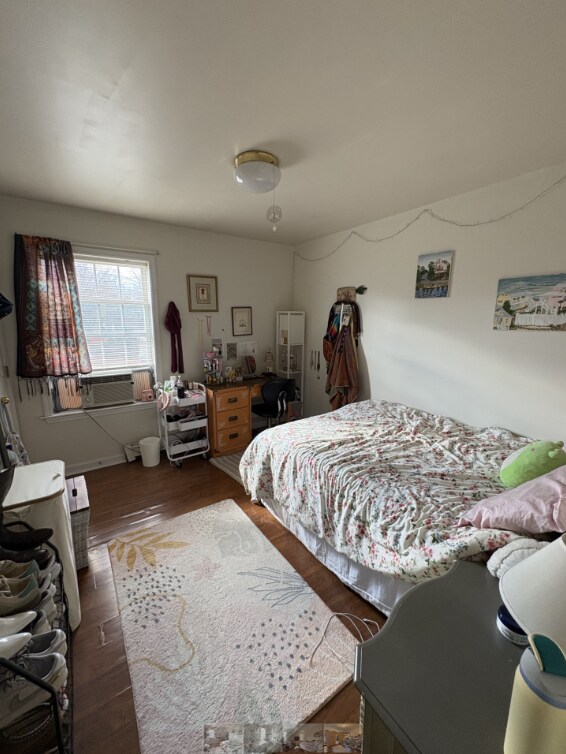 Foto del edificio - 298 Belchertown Rd