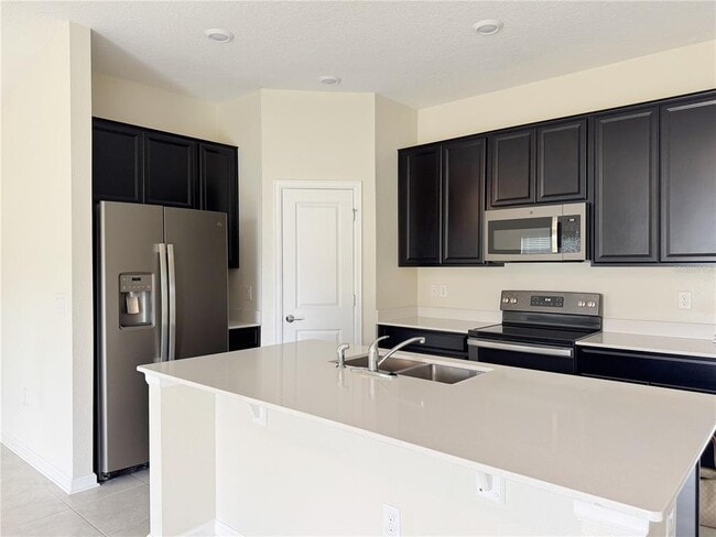 Foto del edificio - 16444 Champlain St
