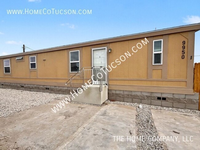 Building Photo - 9950 N El Uno Minor