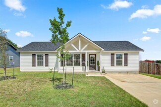 Building Photo - 610 Splitrock