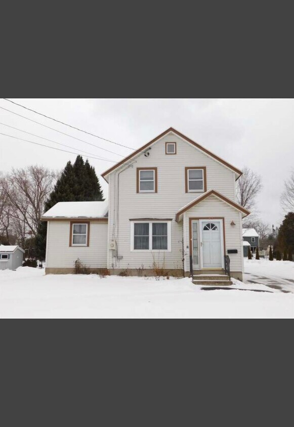 85 Jackson Ave, Rutland, VT 05701 House Rental in Rutland, VT