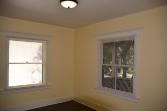 Building Photo - 47 N Allen Ave