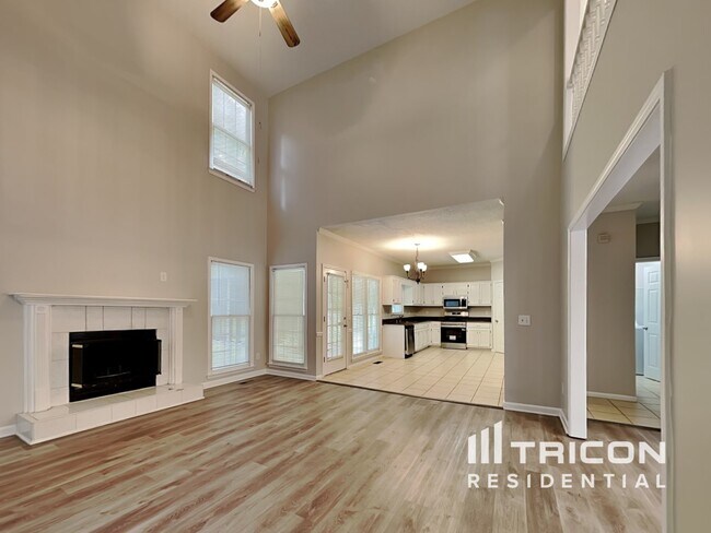 Foto del edificio - 115 Redspire Ln