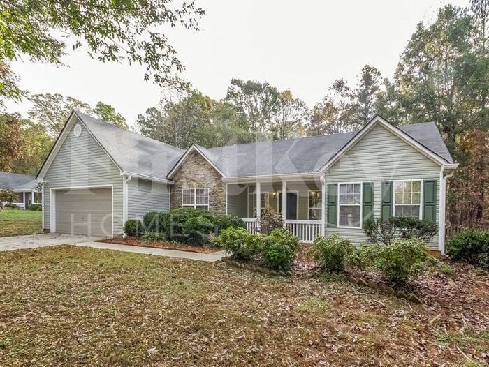 Building Photo - 176 Azalea Dr