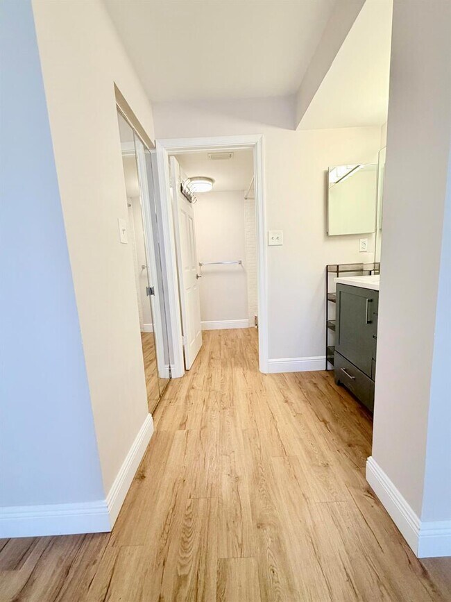 Foto del edificio - 13206 Glenmoor Dr