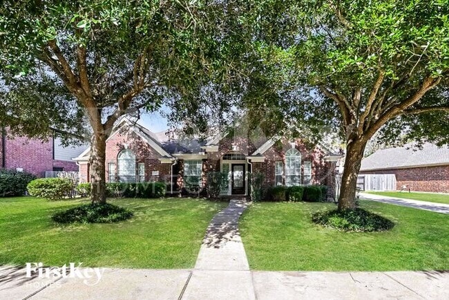 Building Photo - 2870 Wimbledon Ln