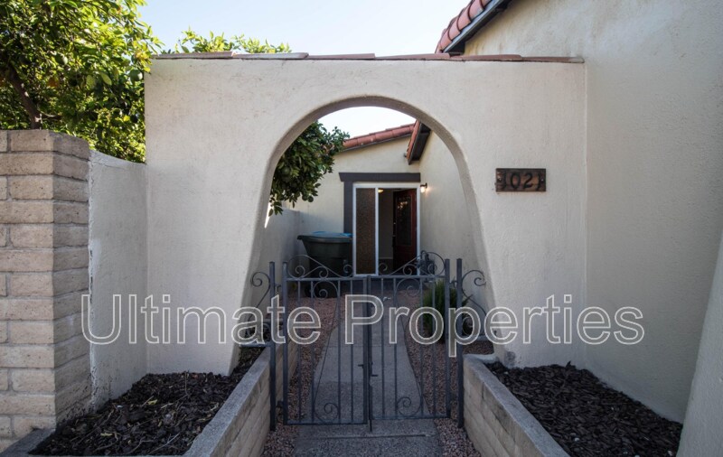 Foto del edificio - 1021 W Mission Ln
