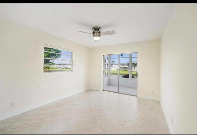Building Photo - 401 Monaco Way