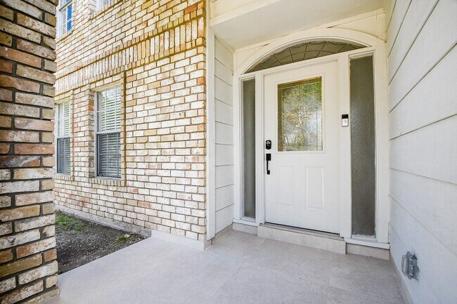 Foto del edificio - 11615 Trailmont Dr