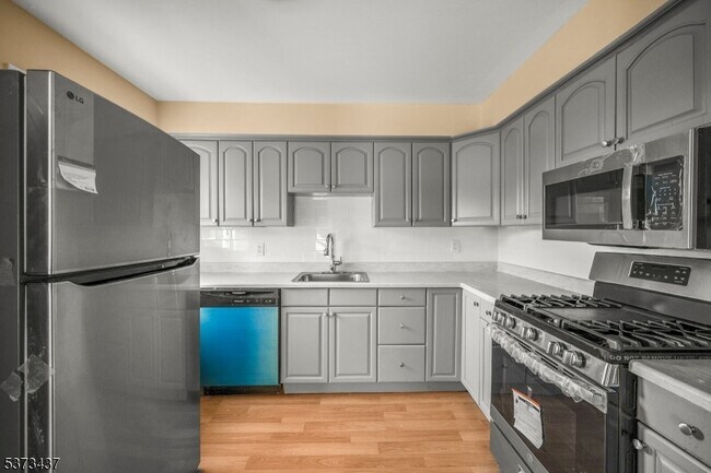 Foto del edificio - 413 Essex St