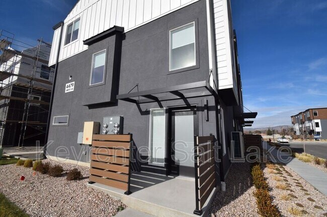 Building Photo - 4479 S 500 E