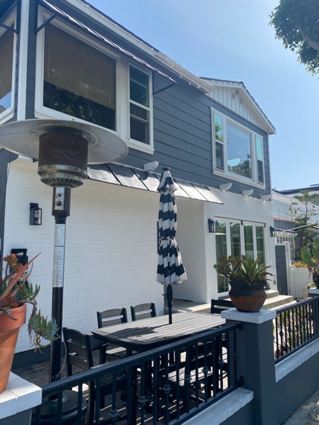 Foto principal - 1609 E Balboa Blvd
