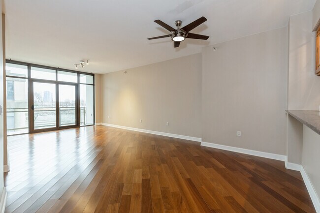 Foto del edificio - 233 E 13th St