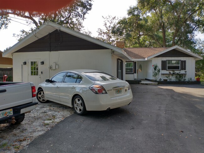 Home entrance - 63 S Winter Park Dr