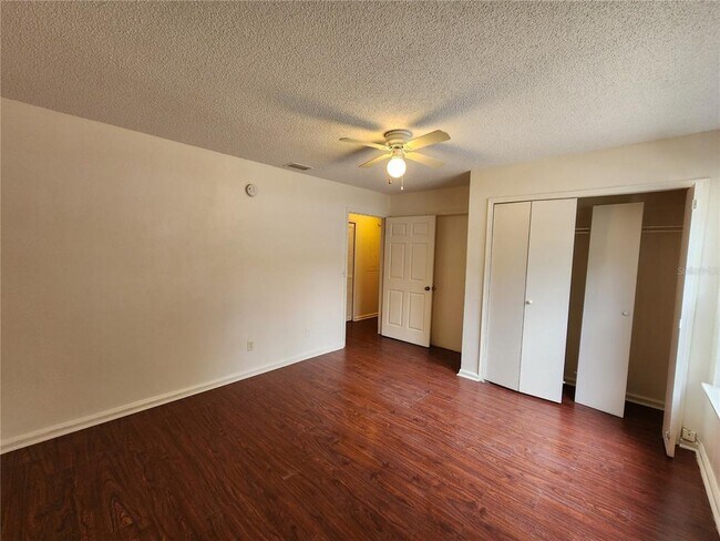 Foto del edificio - 211 NE 17th St