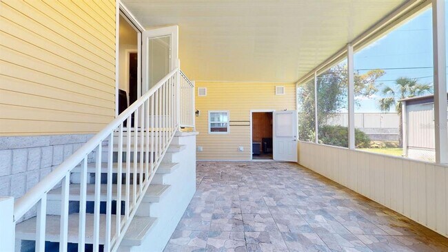 Foto del edificio - 10728 Poplar St NE