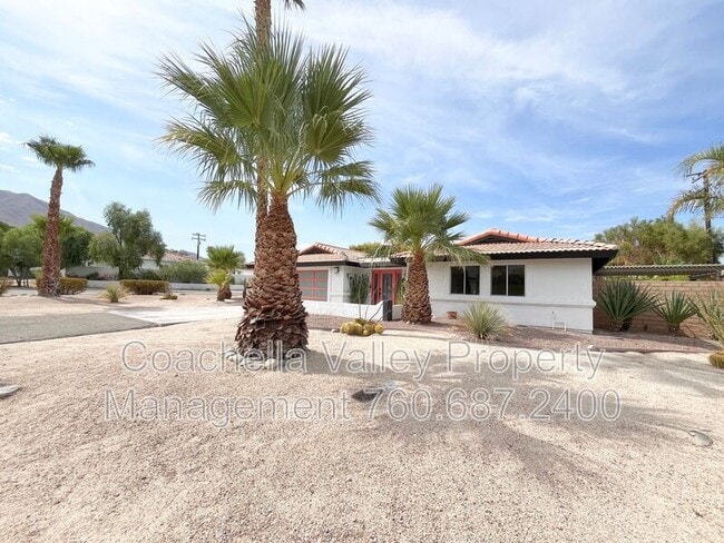 Building Photo - 372 W Dominguez Rd