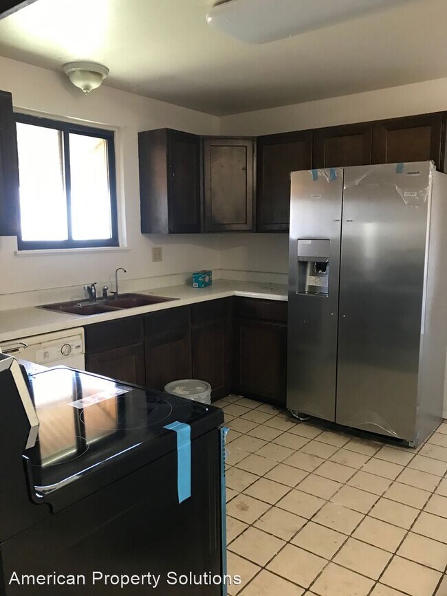 Building Photo - 3 br, 1.5 bath House - 3323 S Jasper Ct