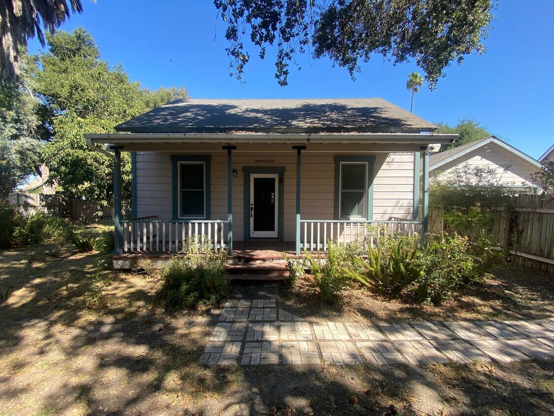 329 Shaw St, Los Alamos, CA 93440 House Rental in Los Alamos, CA