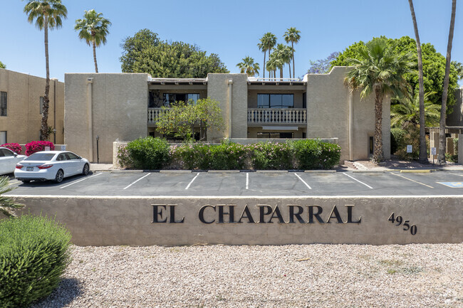 Foto del edificio - El Chaparral