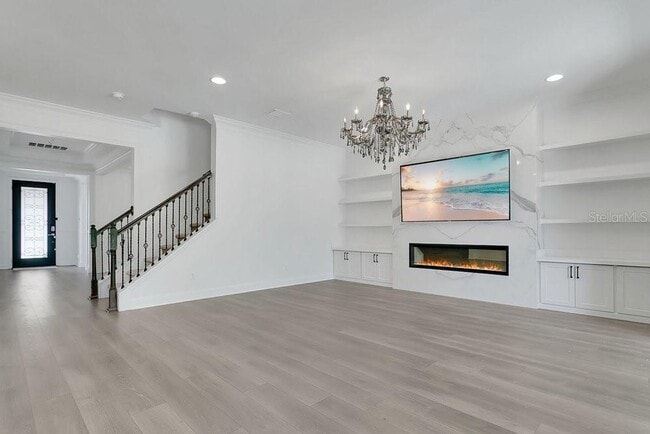 Building Photo - 14105 Larkspur Lake Dr
