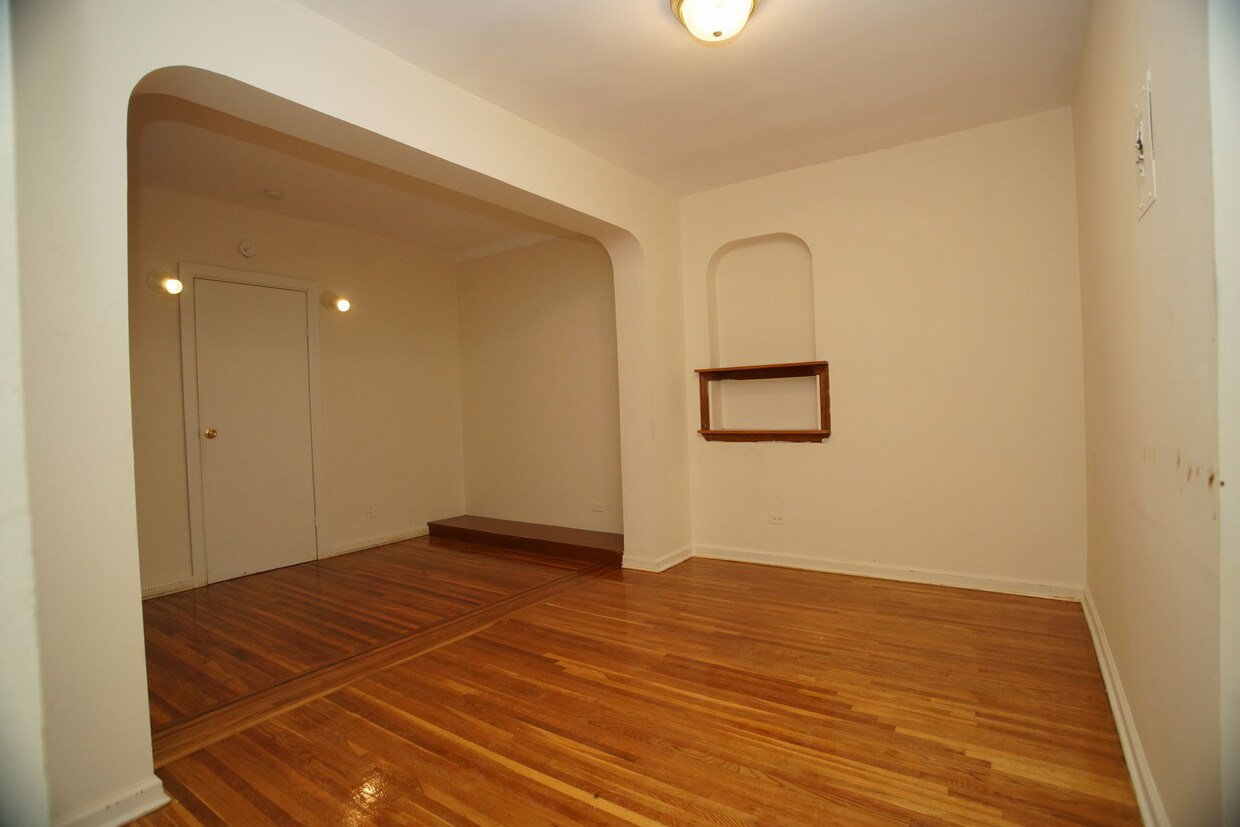 Foto principal - 1900 Avenue W