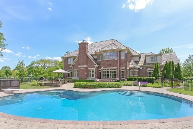 Primary Photo - 22317 N Greenmeadow Dr
