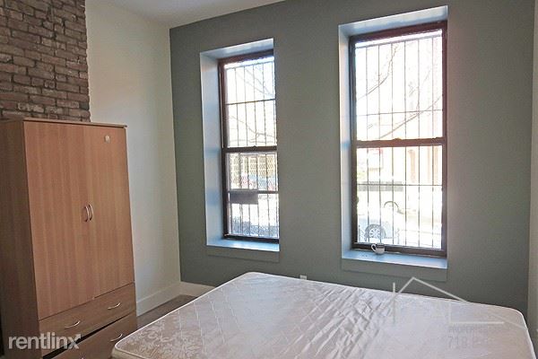 Building Photo - 29 Claver Pl