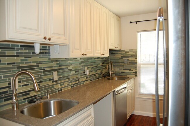 Foto del edificio - 10515 Anchorage Cove Ln