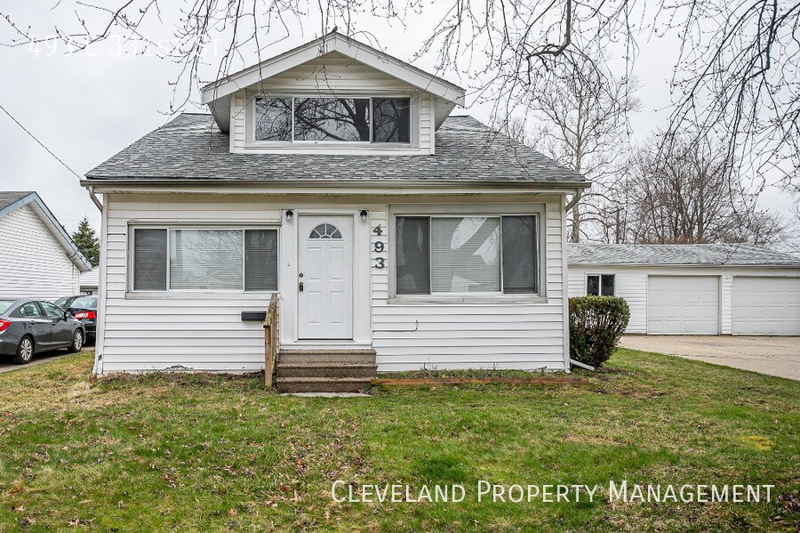 Primary Photo - Renovated Eastlake Home