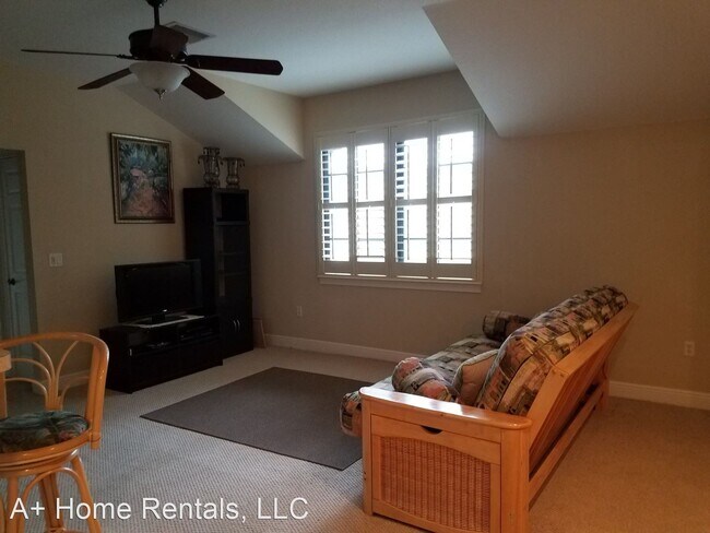 Foto del edificio - 2 br, 2 bath House - 1423 Stickley Avenue ...