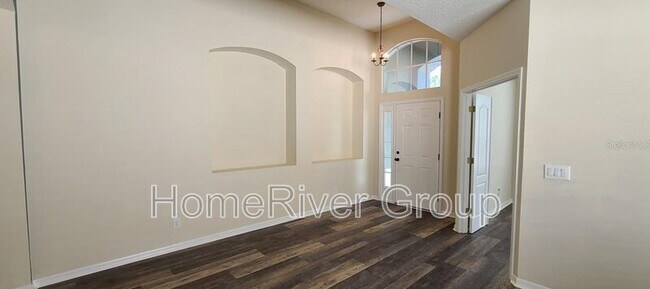 Foto del edificio - 5221 Clover Mist Dr