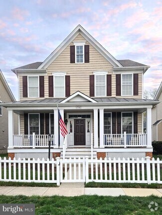 Building Photo - 25165 Riding Center Dr
