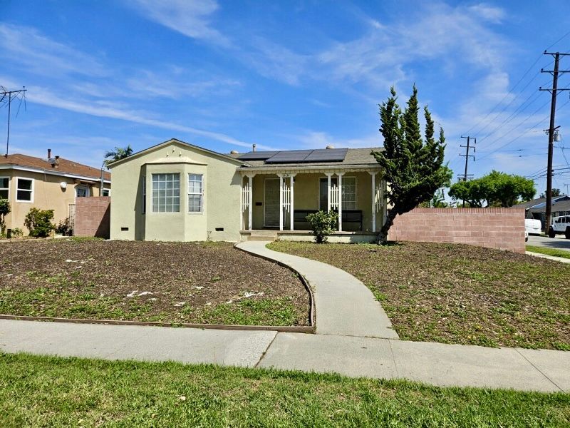 Foto principal - 10134 Walnut Ave
