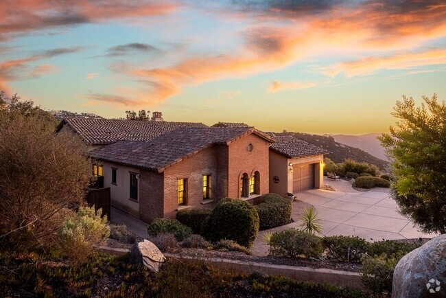 Building Photo - 29472 Welk Highland Dr