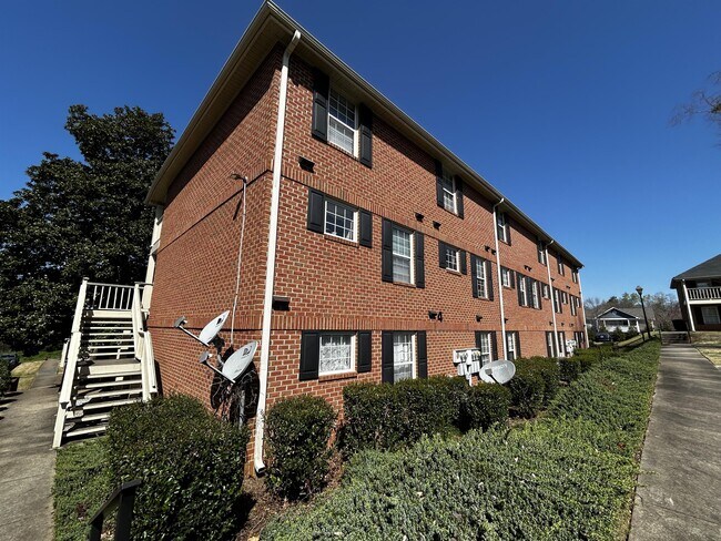 Foto del edificio - 250 Elm St