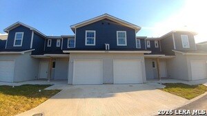 Foto del edificio - 6926 Crestway Rd