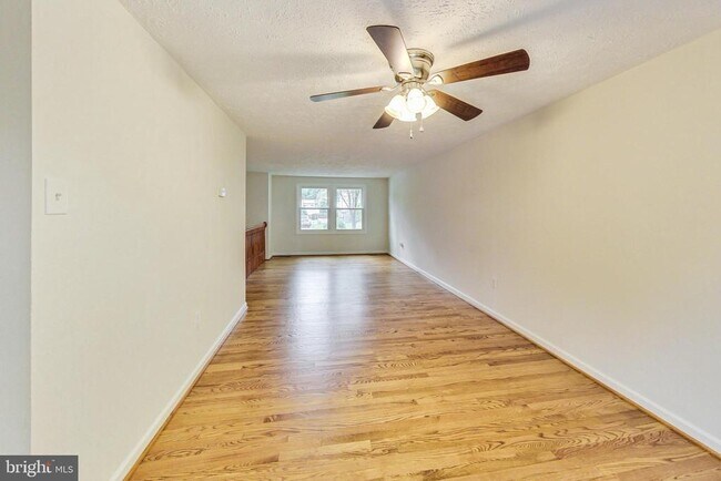 Foto del edificio - 6307 Willow Way