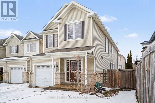 Building Photo - 429 Ashbourne Crescent