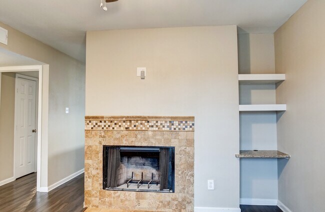 Foto del edificio - 9020 Grannis St